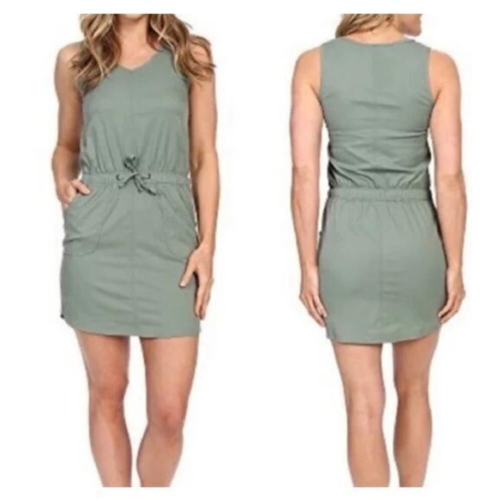 The North Face Athletic Dress Women's small Green Sleeveless Lightweight Nylon